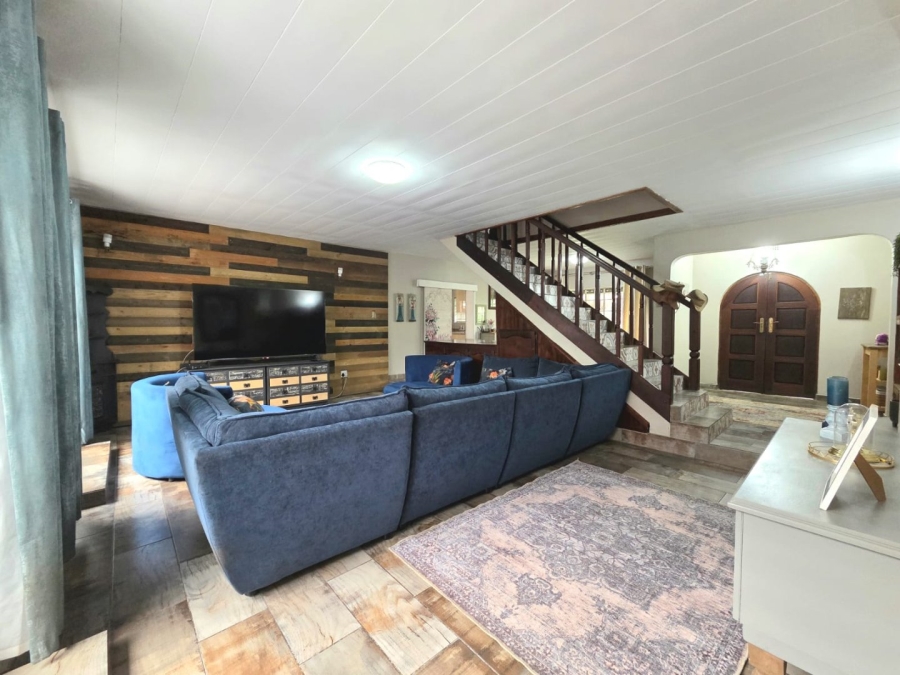 5 Bedroom Property for Sale in Vanderbijlpark SE 3 Gauteng