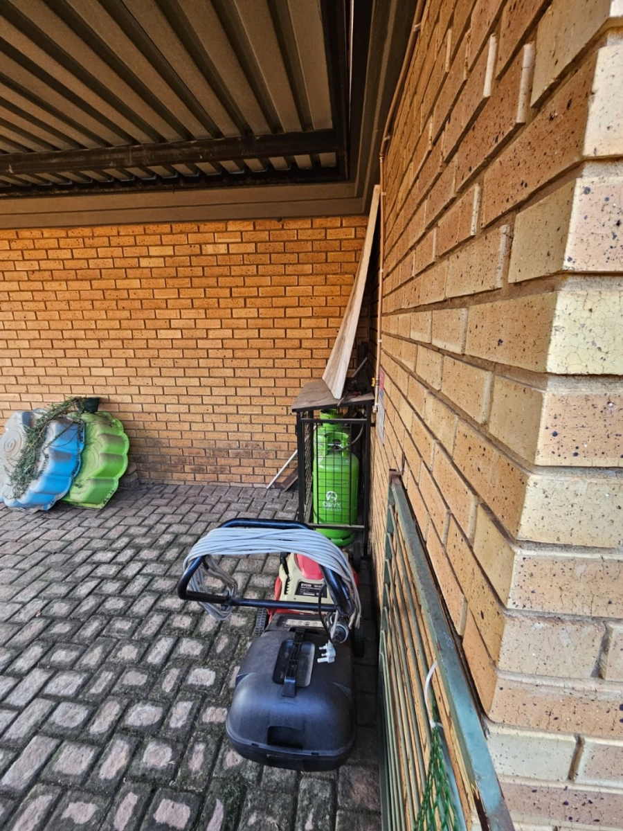 3 Bedroom Property for Sale in The Reeds Gauteng