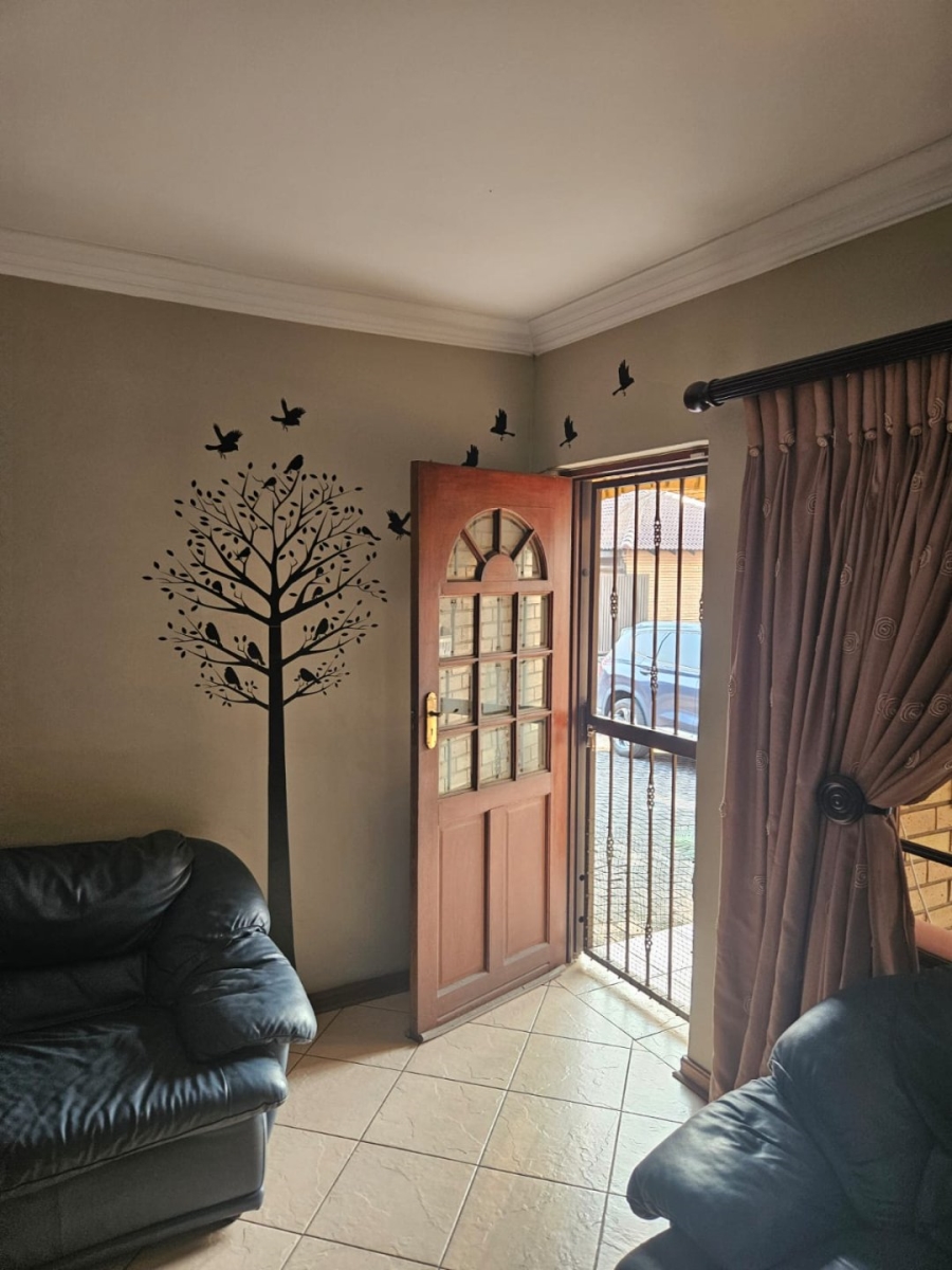 3 Bedroom Property for Sale in The Reeds Gauteng