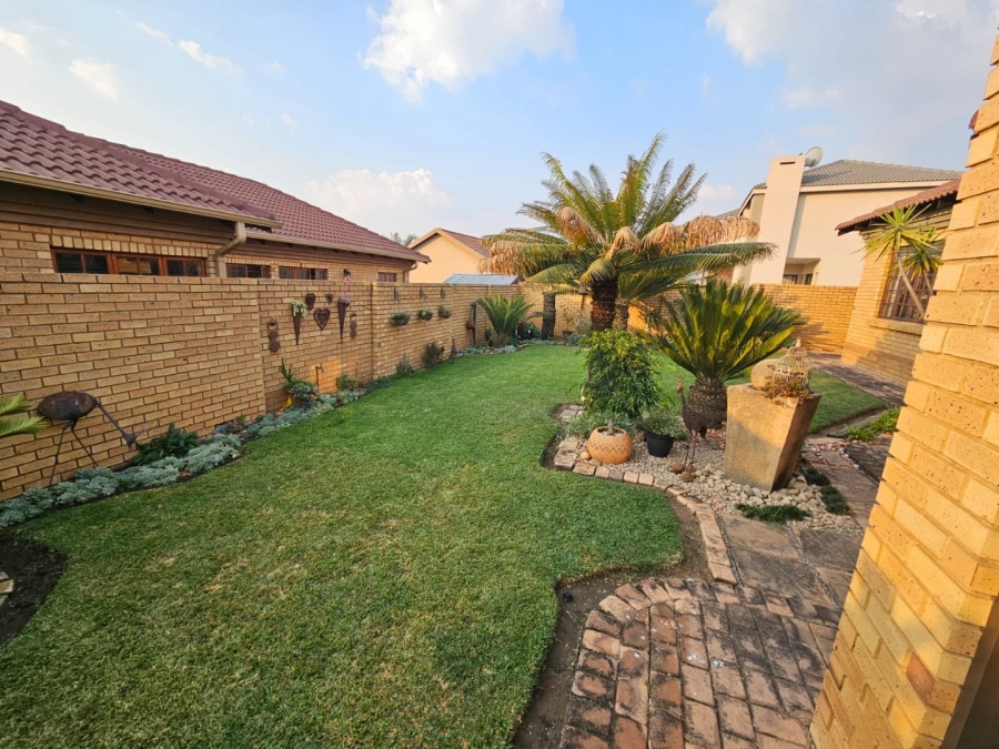 3 Bedroom Property for Sale in The Reeds Gauteng