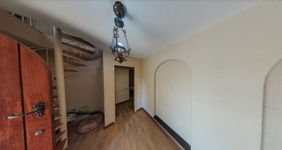 5 Bedroom Property for Sale in Murrayfield Gauteng