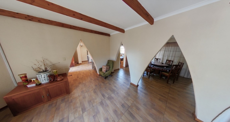 5 Bedroom Property for Sale in Murrayfield Gauteng