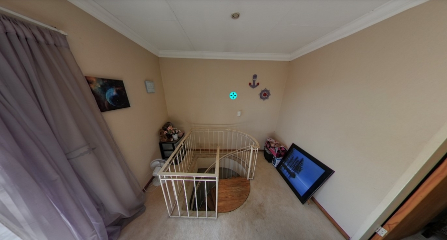 5 Bedroom Property for Sale in Murrayfield Gauteng