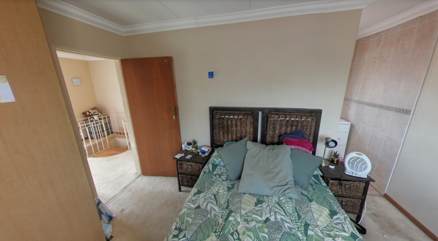 5 Bedroom Property for Sale in Murrayfield Gauteng