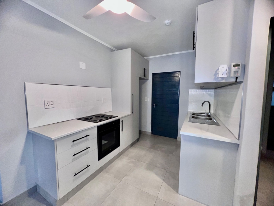 To Let 2 Bedroom Property for Rent in Sinoville Gauteng