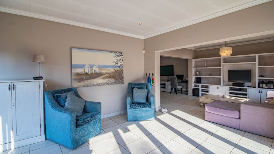 3 Bedroom Property for Sale in Glenanda Gauteng