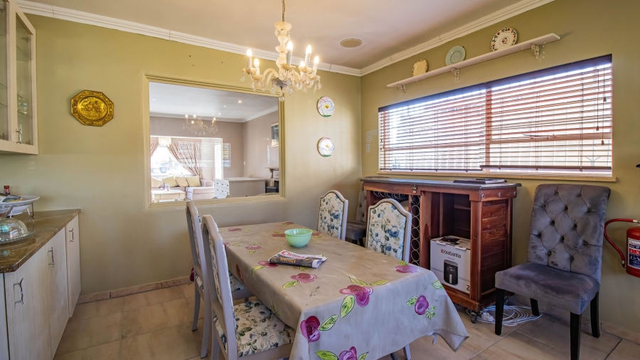 3 Bedroom Property for Sale in Glenanda Gauteng