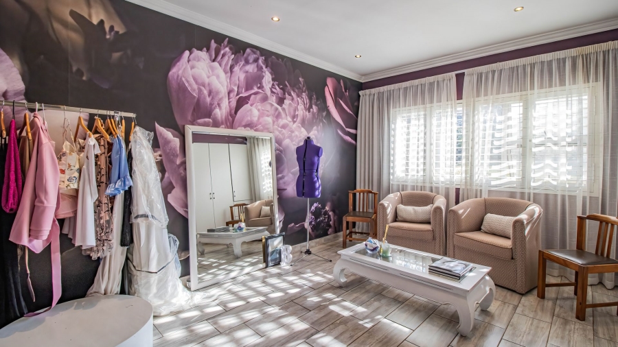 3 Bedroom Property for Sale in Glenanda Gauteng