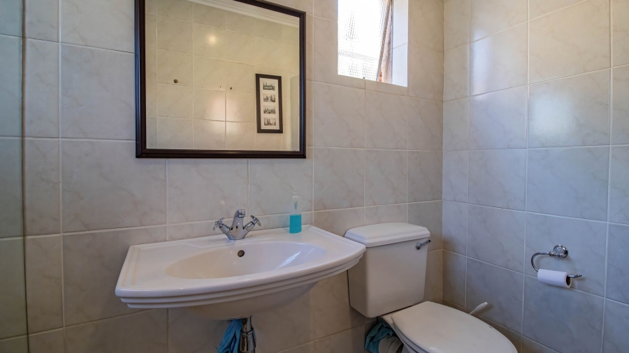 3 Bedroom Property for Sale in Glenanda Gauteng
