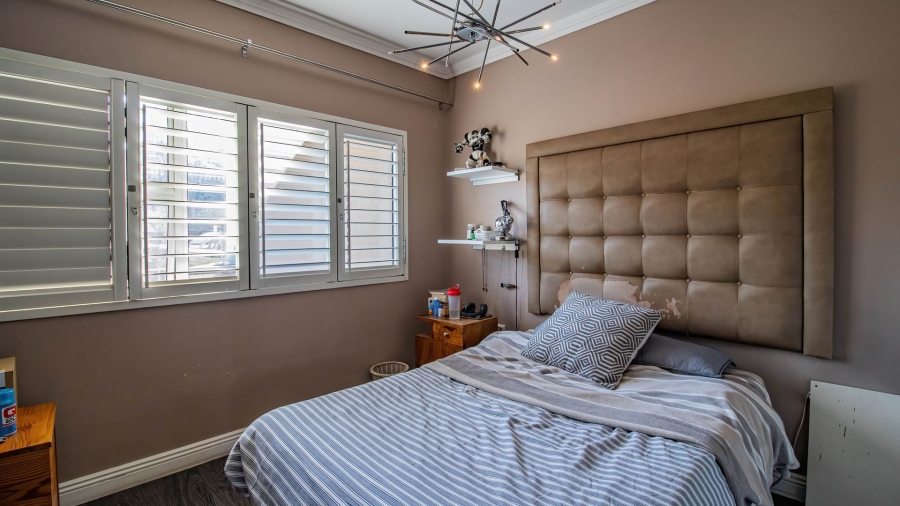 3 Bedroom Property for Sale in Glenanda Gauteng