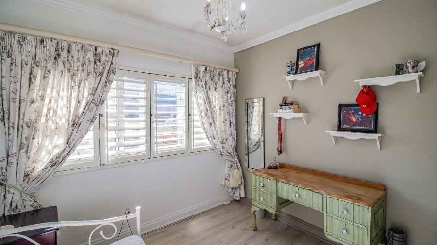 3 Bedroom Property for Sale in Glenanda Gauteng