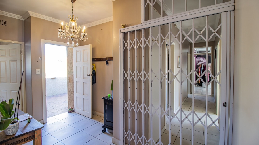 3 Bedroom Property for Sale in Glenanda Gauteng