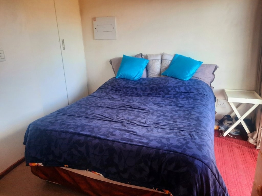 2 Bedroom Property for Sale in Wilgeheuwel Gauteng