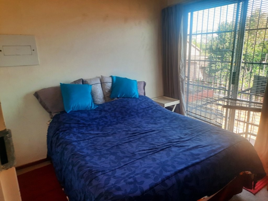2 Bedroom Property for Sale in Wilgeheuwel Gauteng