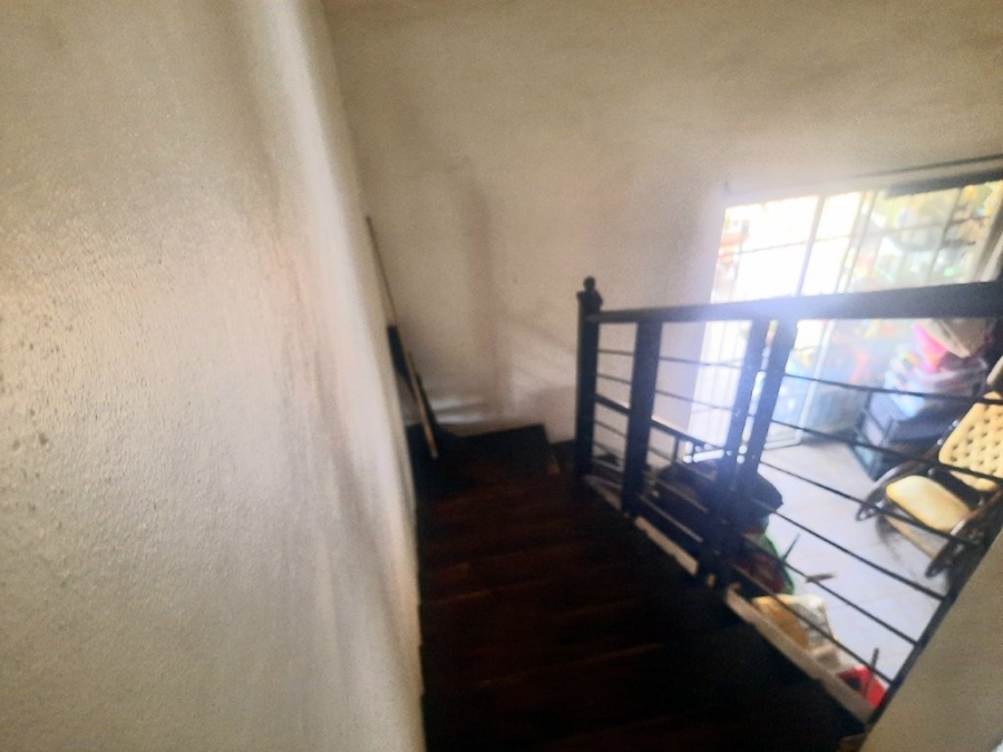 2 Bedroom Property for Sale in Wilgeheuwel Gauteng