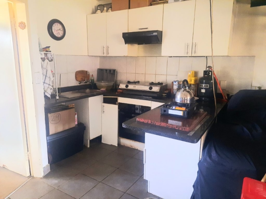 2 Bedroom Property for Sale in Wilgeheuwel Gauteng