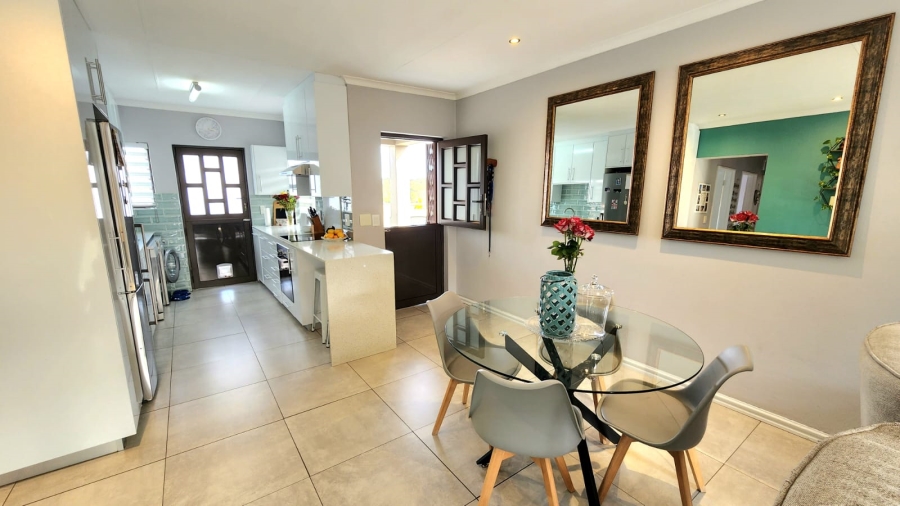 3 Bedroom Property for Sale in Suideroord Gauteng
