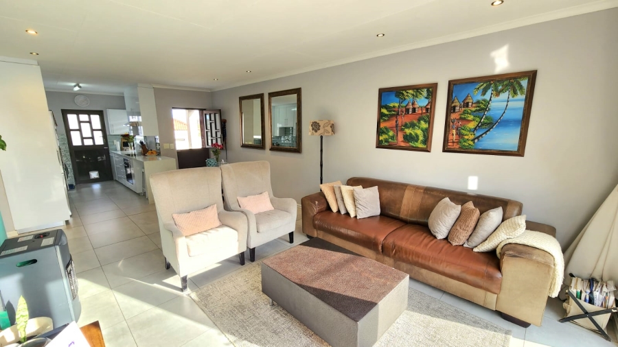 3 Bedroom Property for Sale in Suideroord Gauteng