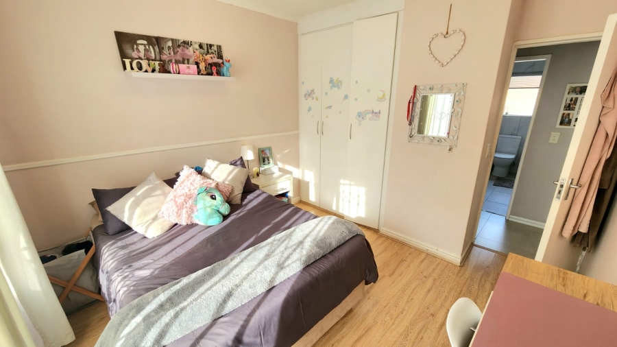 3 Bedroom Property for Sale in Suideroord Gauteng