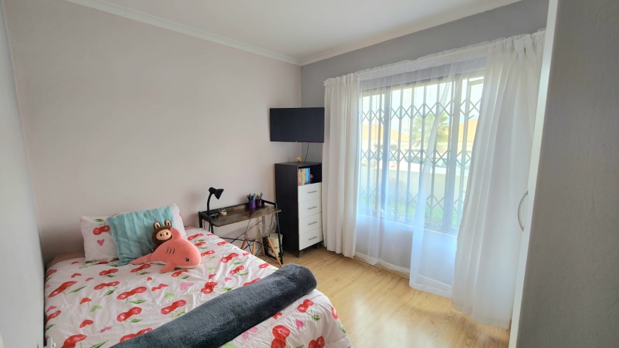 3 Bedroom Property for Sale in Suideroord Gauteng