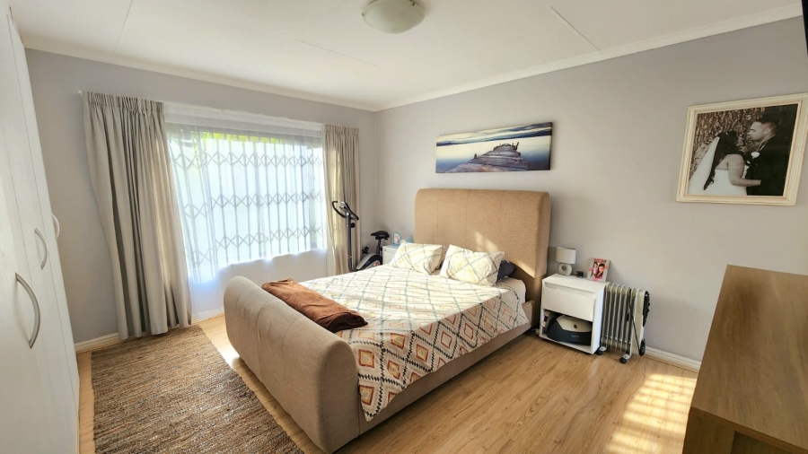 3 Bedroom Property for Sale in Suideroord Gauteng
