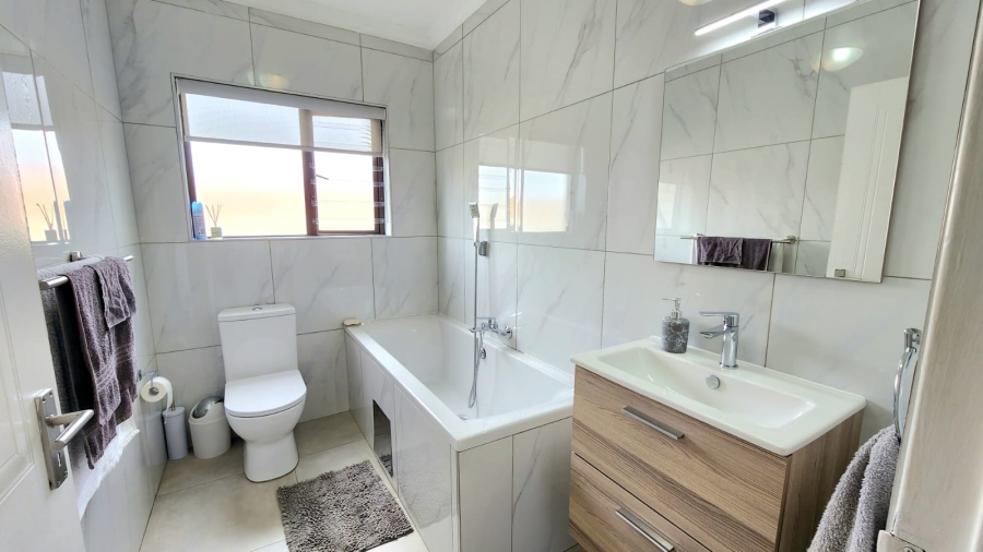 3 Bedroom Property for Sale in Suideroord Gauteng