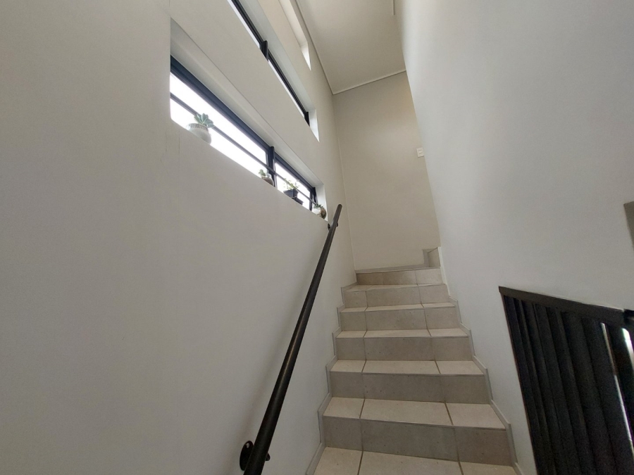 3 Bedroom Property for Sale in Amberfield Gauteng