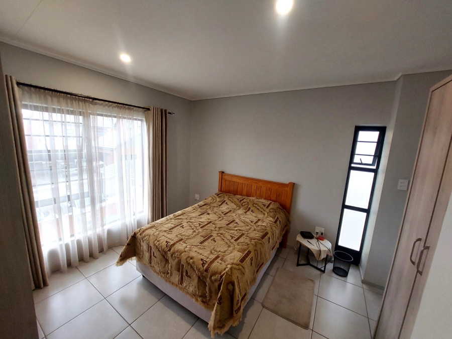 3 Bedroom Property for Sale in Amberfield Gauteng