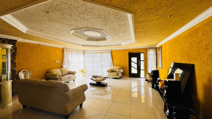 4 Bedroom Property for Sale in Tulisa Park Gauteng