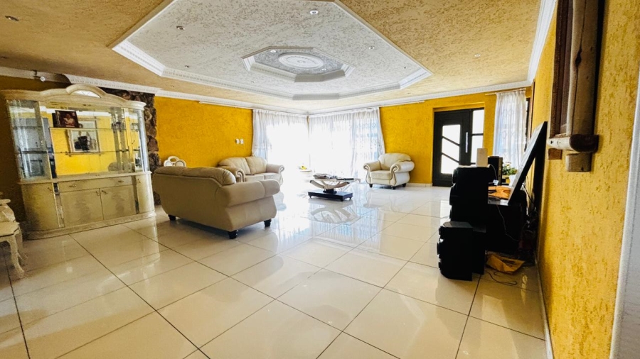 4 Bedroom Property for Sale in Tulisa Park Gauteng