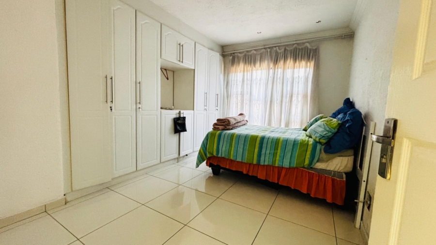 4 Bedroom Property for Sale in Tulisa Park Gauteng