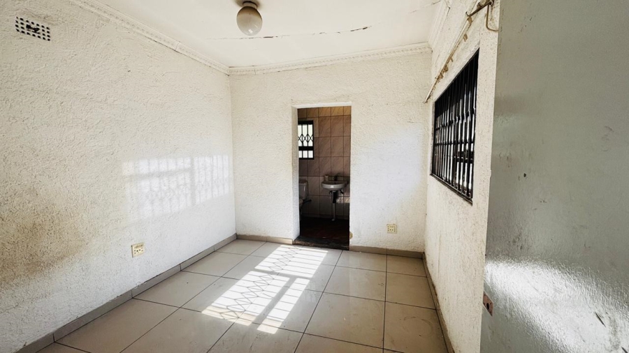 4 Bedroom Property for Sale in Tulisa Park Gauteng