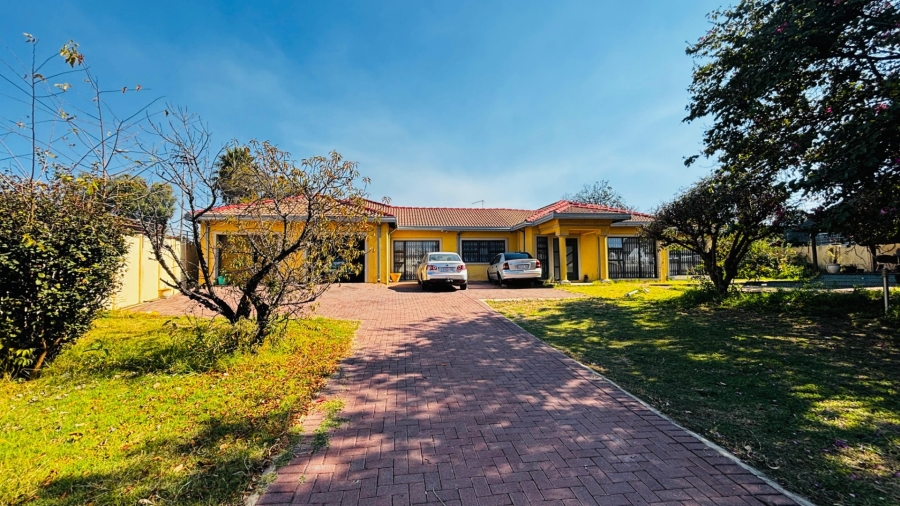 4 Bedroom Property for Sale in Tulisa Park Gauteng