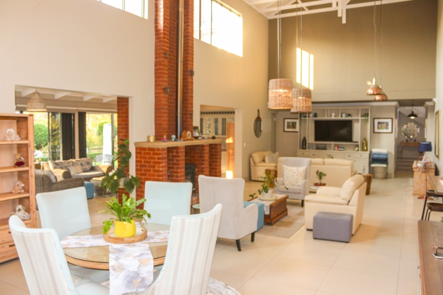 5 Bedroom Property for Sale in Southdowns Estate Gauteng
