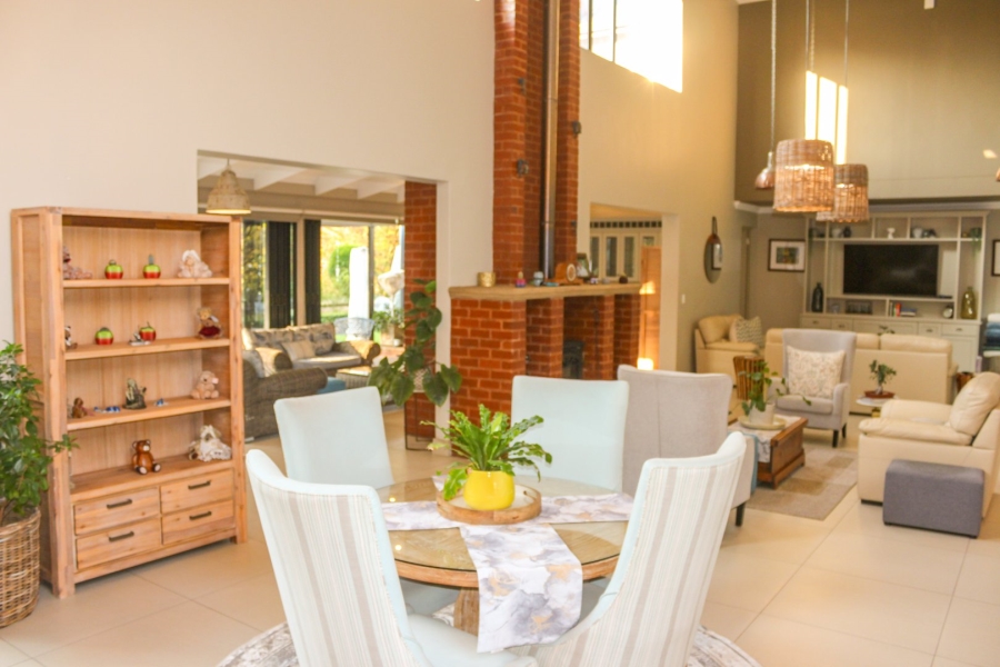 5 Bedroom Property for Sale in Southdowns Estate Gauteng