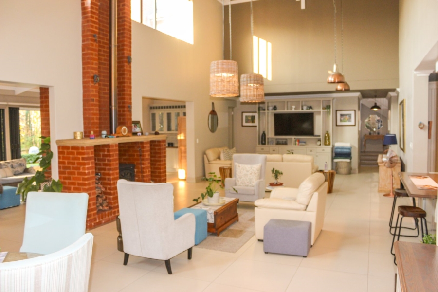 5 Bedroom Property for Sale in Southdowns Estate Gauteng