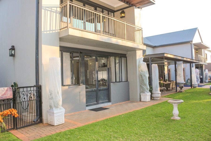 5 Bedroom Property for Sale in Southdowns Estate Gauteng