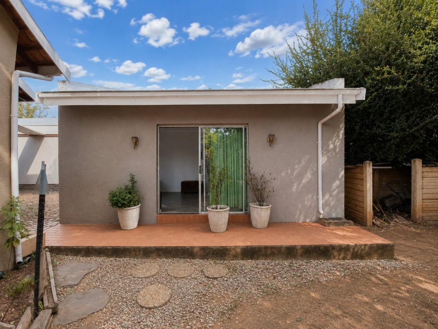 3 Bedroom Property for Sale in Buurendal Gauteng