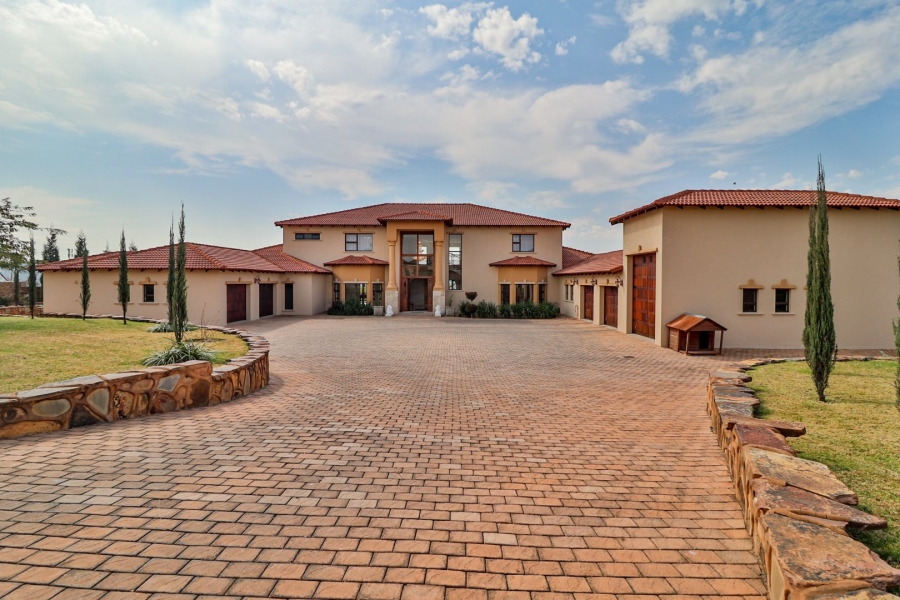5 Bedroom Property for Sale in Mooikloof Heights Gauteng
