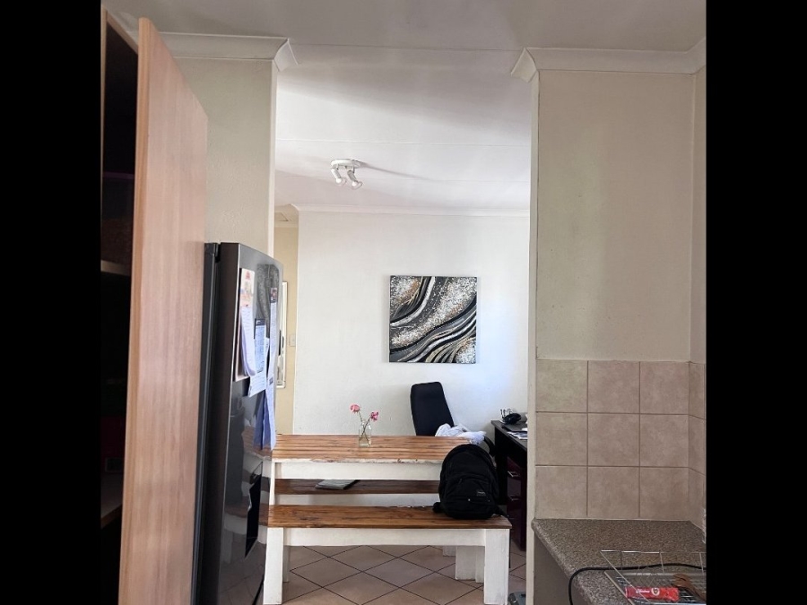 2 Bedroom Property for Sale in Halfway Gardens Gauteng