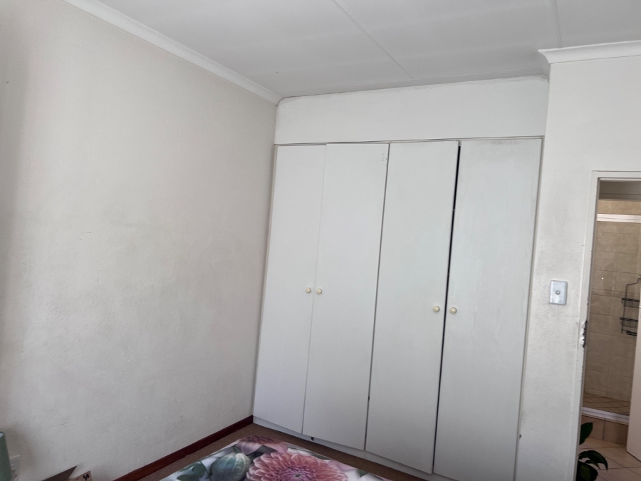 2 Bedroom Property for Sale in Halfway Gardens Gauteng