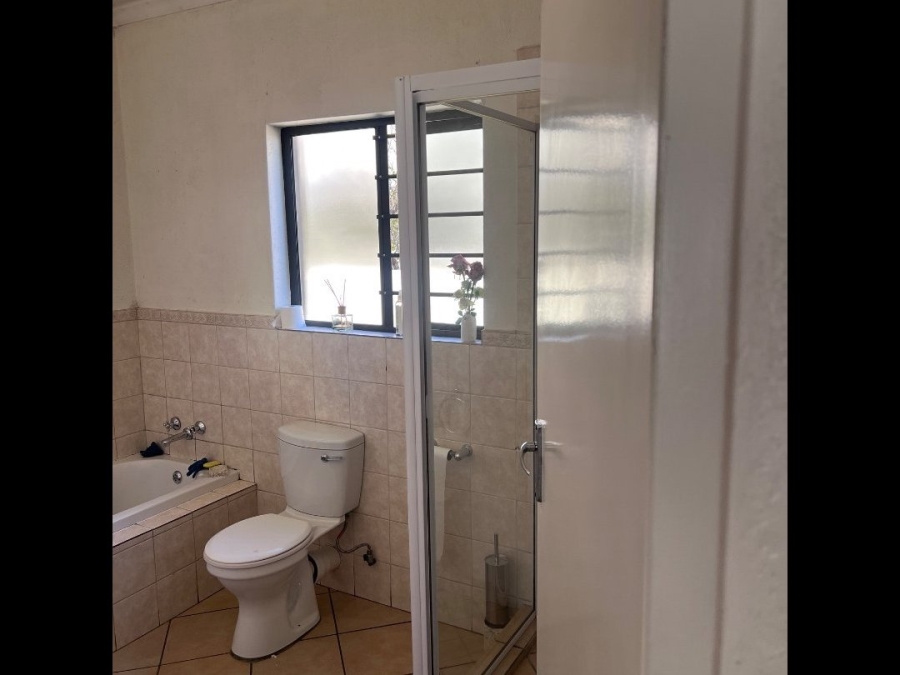 2 Bedroom Property for Sale in Halfway Gardens Gauteng