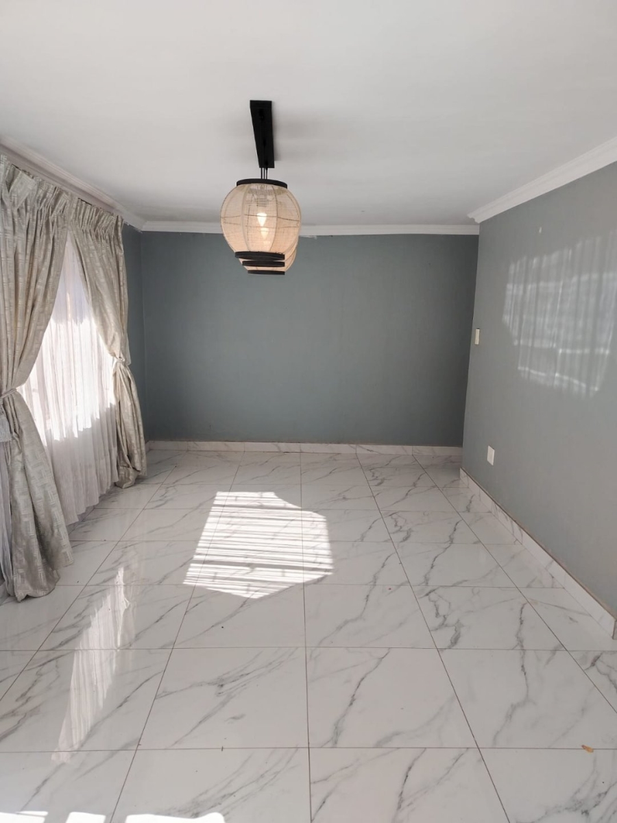 3 Bedroom Property for Sale in Silverton Gauteng