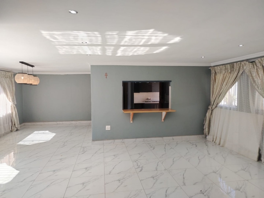 3 Bedroom Property for Sale in Silverton Gauteng
