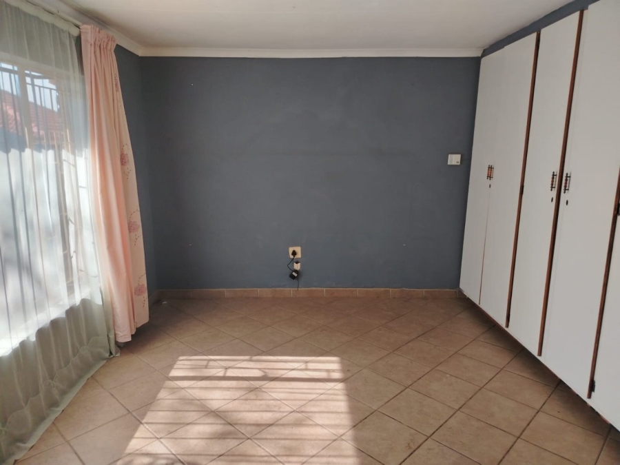 3 Bedroom Property for Sale in Silverton Gauteng