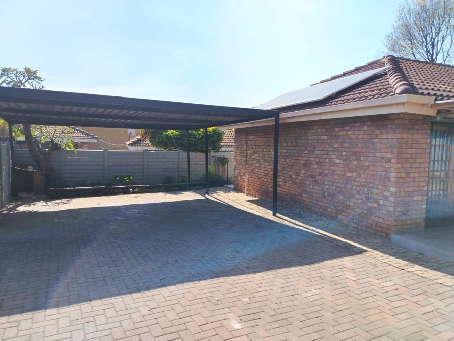 3 Bedroom Property for Sale in Silverton Gauteng
