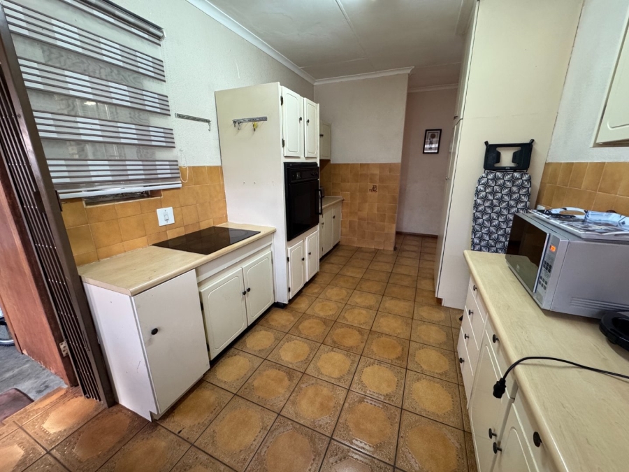 3 Bedroom Property for Sale in Birchleigh Gauteng