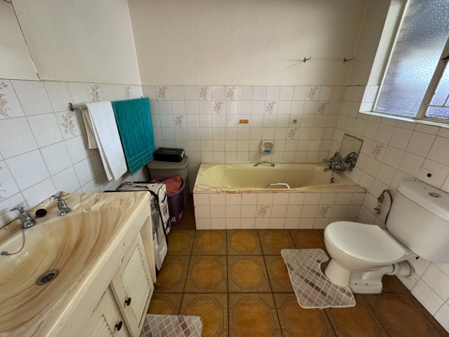 3 Bedroom Property for Sale in Birchleigh Gauteng