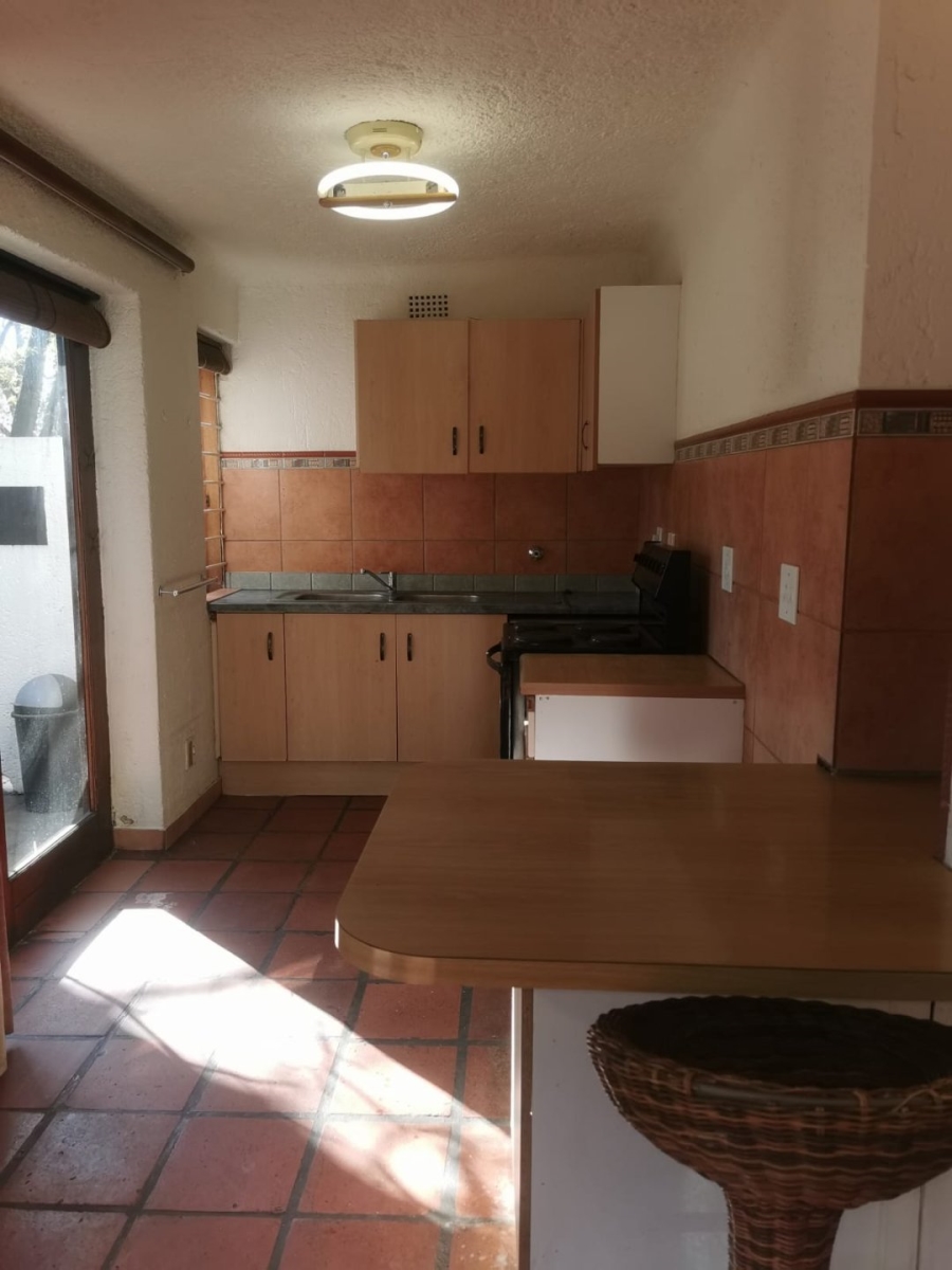 1 Bedroom Property for Sale in Bedfordview Gauteng