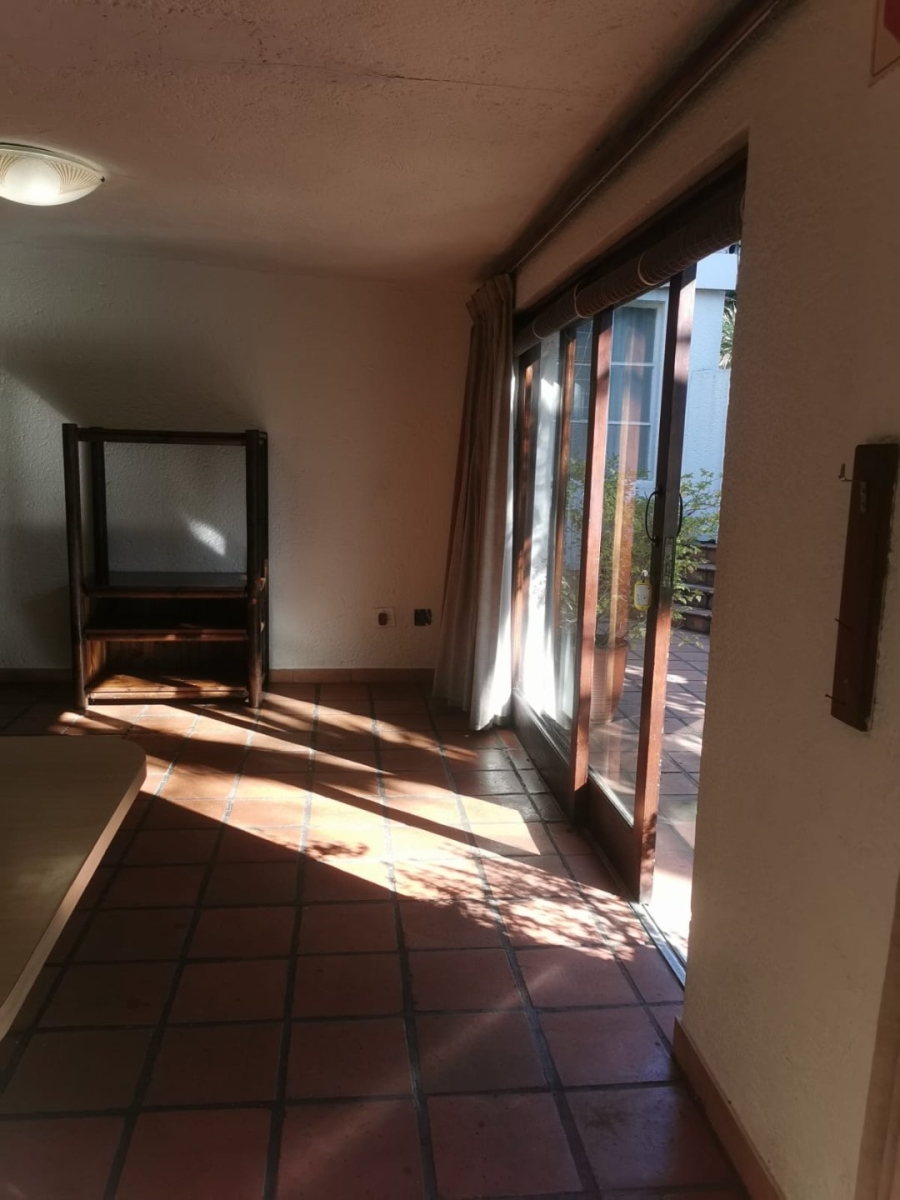 1 Bedroom Property for Sale in Bedfordview Gauteng